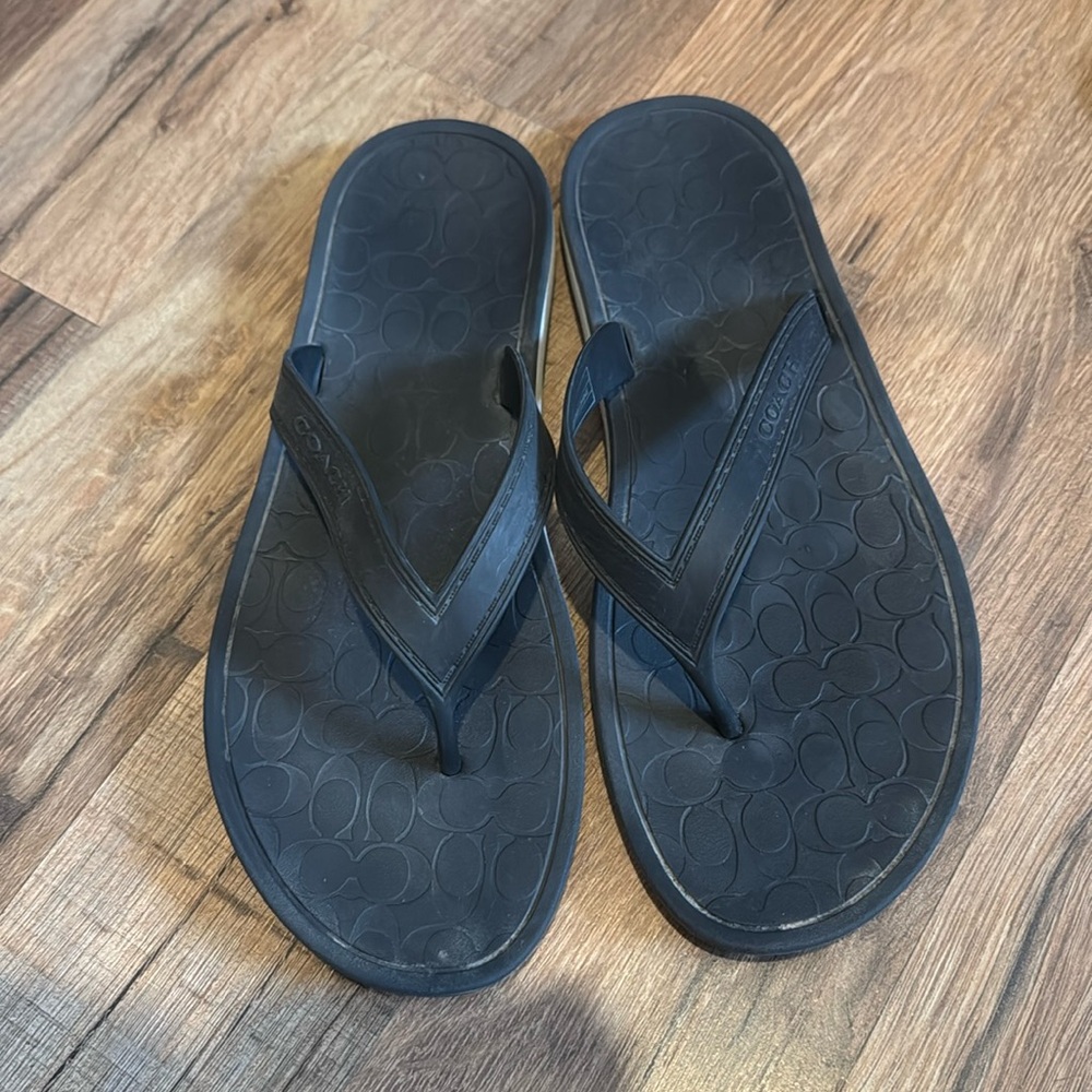 Coach flip-flops size 7 1/2